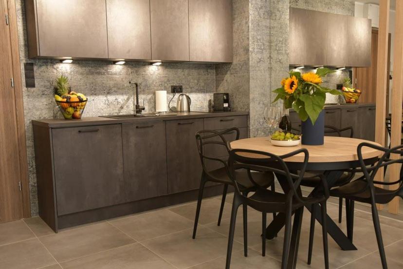 Apartament Prywatny Stone Hill Rackiewicz Z Basenem Szklarska Poręba Exterior foto